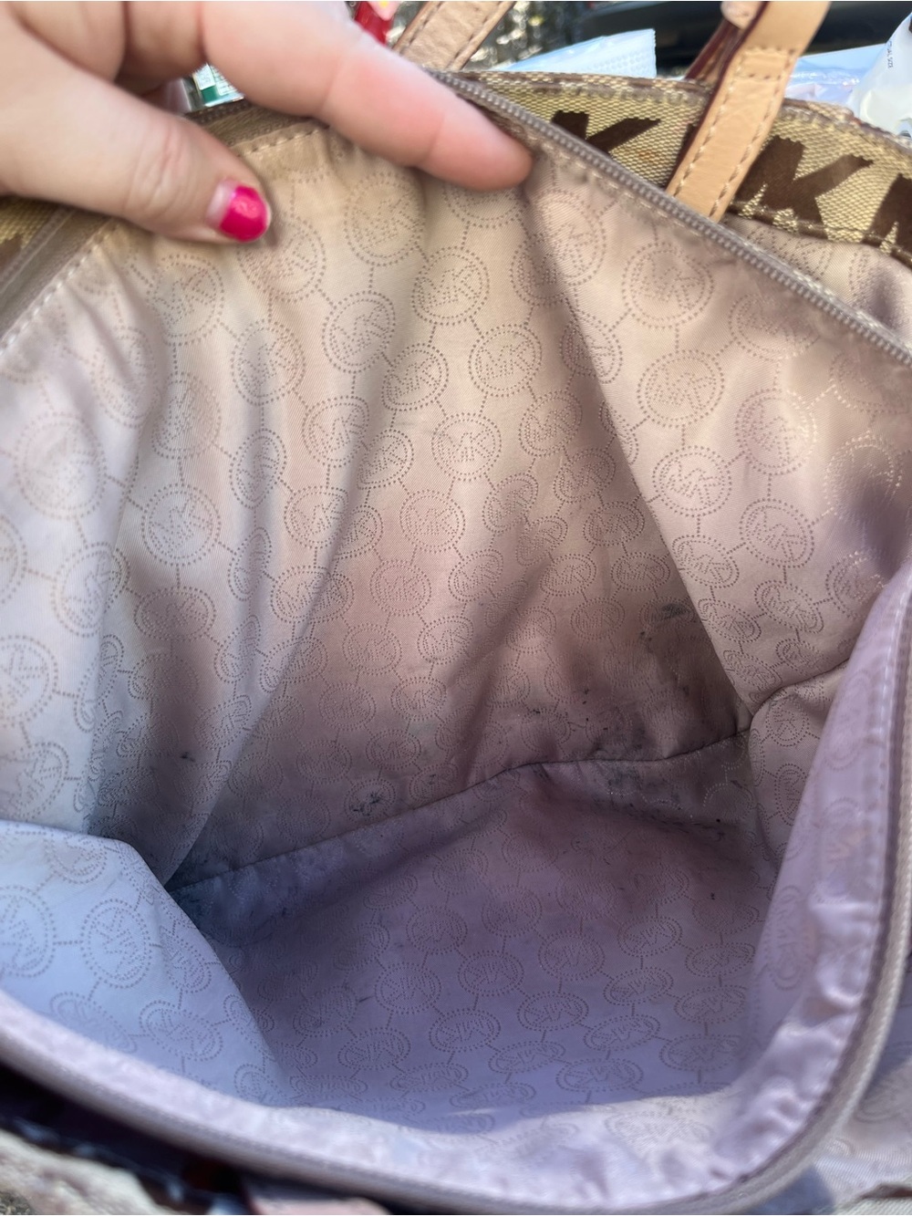 Michael Kors Tan Brown MK Signature Tote with Logo Charm - Picture 6 of 6